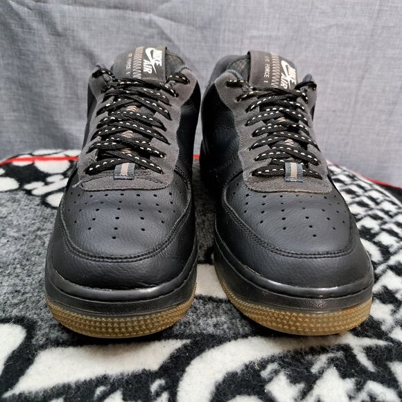 Size 9.5 Men Nike Air Force 1 07 LV8 Black CD0888-001 - Picture 14 of 14